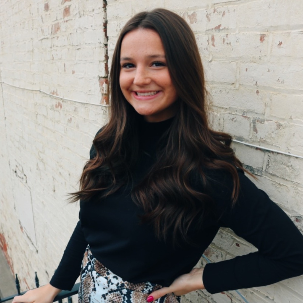 Meet your Posher, Cecilia